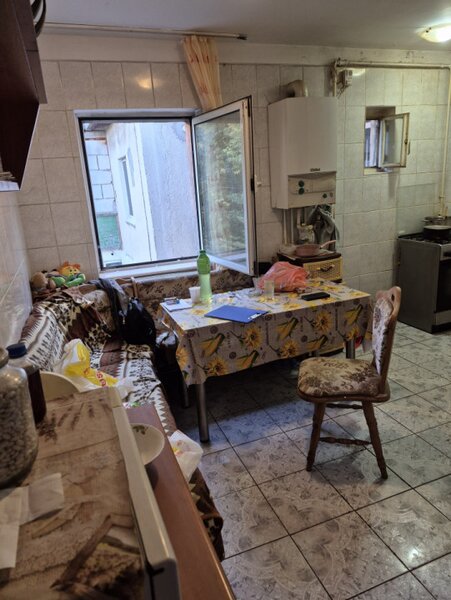 Militari, zona restaurantului Cocosu'Rosu,