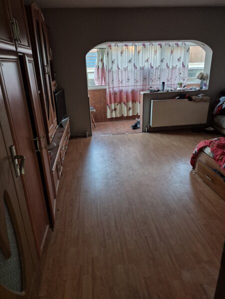 Militari, zona restaurantului Cocosu'Rosu,